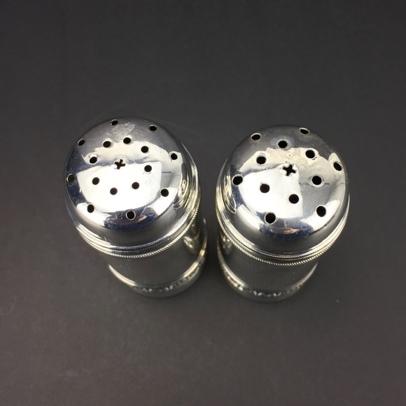Silver Plated Vintage Salt and Pepper Shakers - Picture 4 of 8